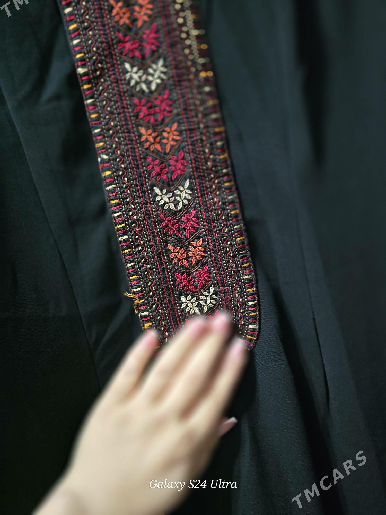 yakalyja gara koynek 100m - Ашхабад - img 1