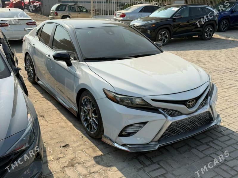 Toyota Camry 2021 - 410 000 TMT - Moskowskiý köç. (10 ýyl abadançylyk şaýoly) - img 1