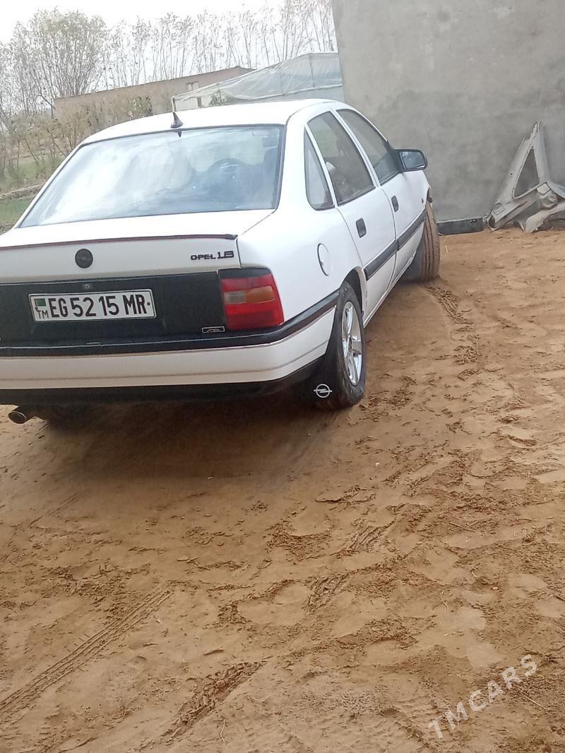 Opel Vectra 1990 - 35 000 TMT - Мургап - img 1