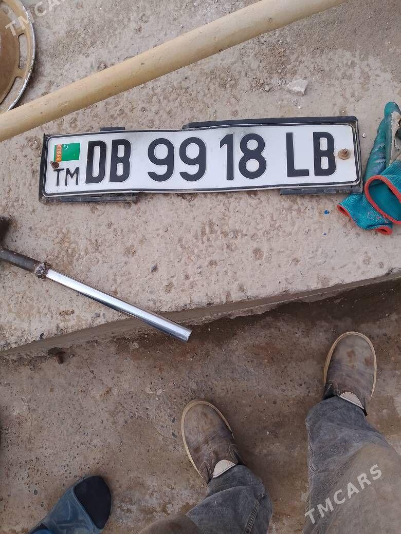 masyn nomer tapyldy - Туркменабат - img 1