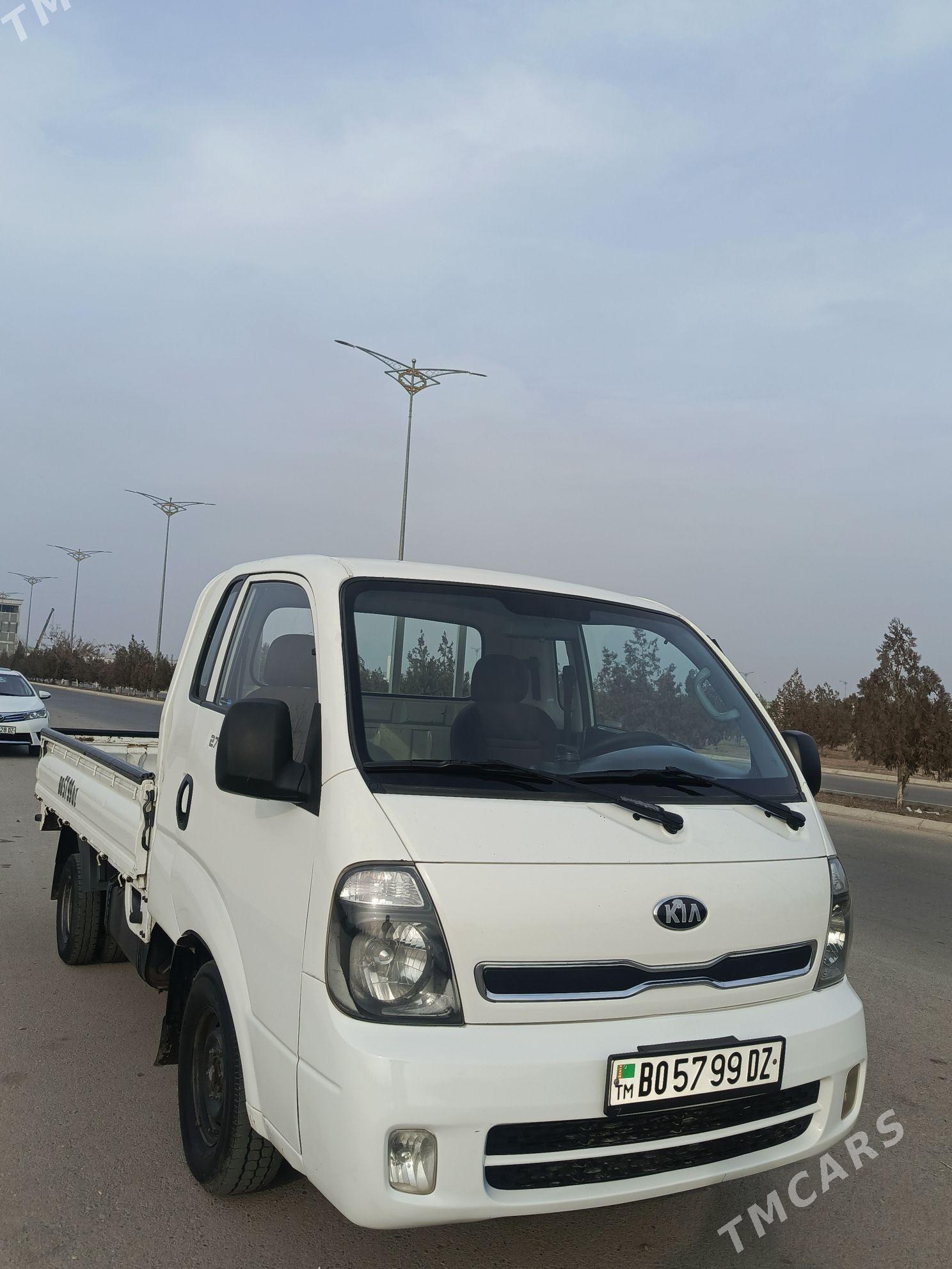 Kia Bongo 2013 - 190 000 TMT - Daşoguz - img 1