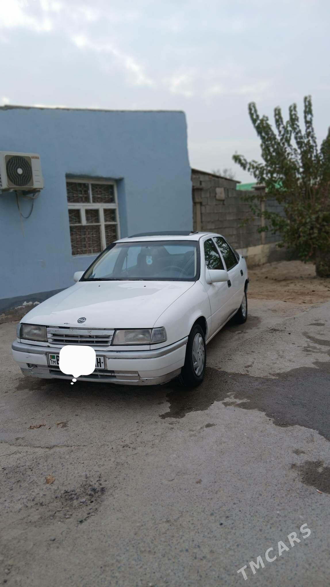 Opel Vectra 1992 - 36 000 TMT - Bedew - img 1