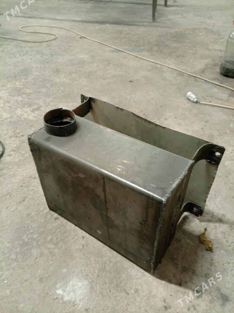 diwar pec - Гурбансолтан Едже - img 1