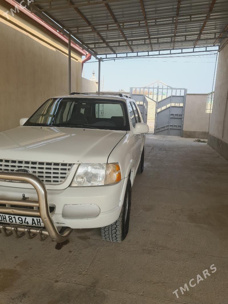 Ford Explorer 2002 - 75 000 TMT - Анев - img 1