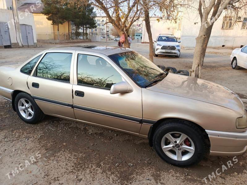 Opel Vectra 1990 - 42 000 TMT - Mary - img 1