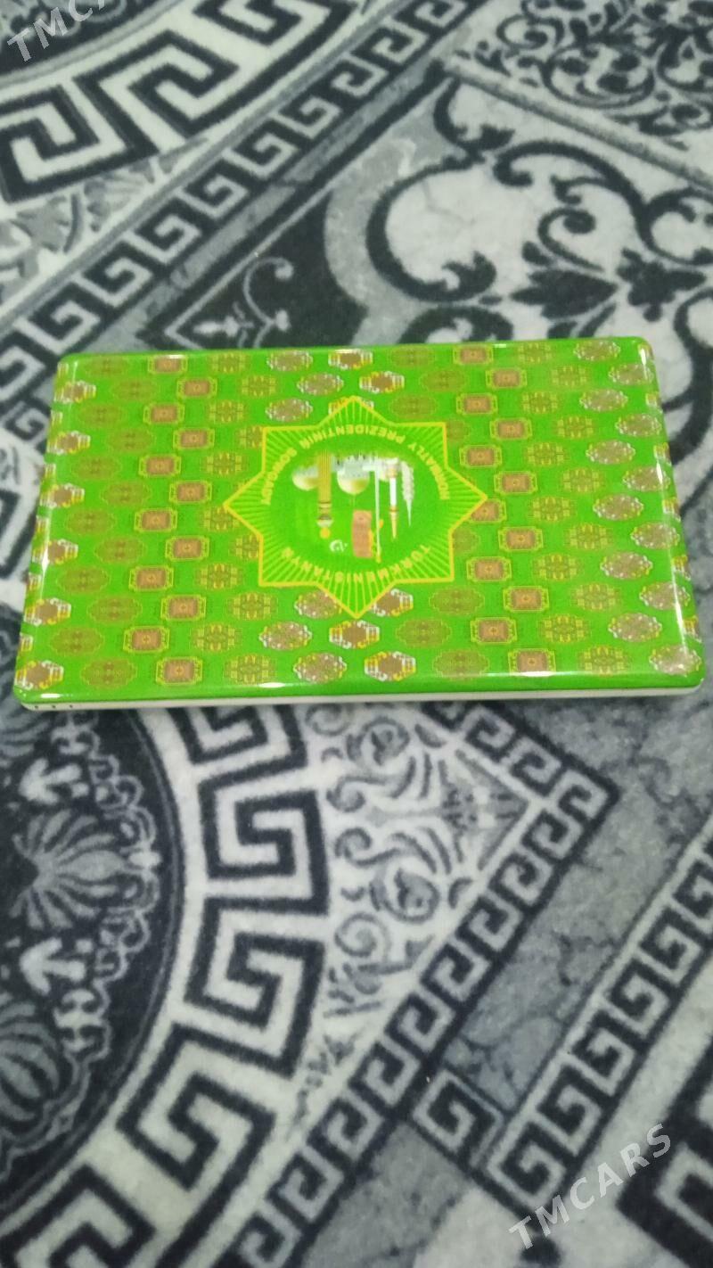 kompyuter - Гурбансолтан Едже - img 1