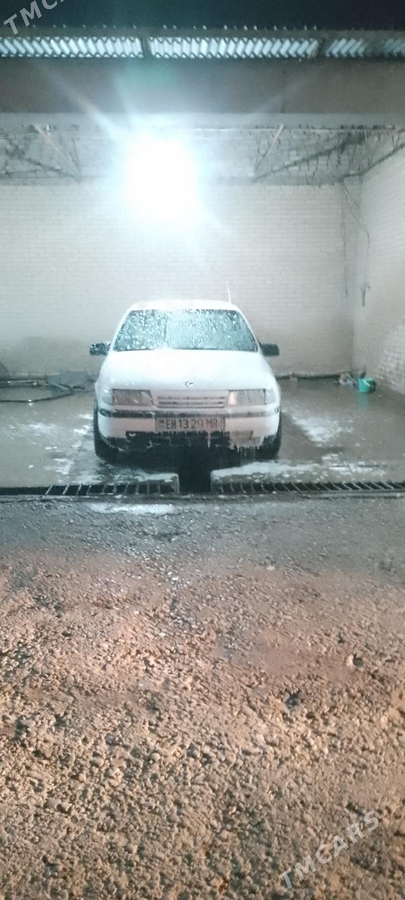 Opel Vectra 1990 - 35 000 TMT - Mary - img 1