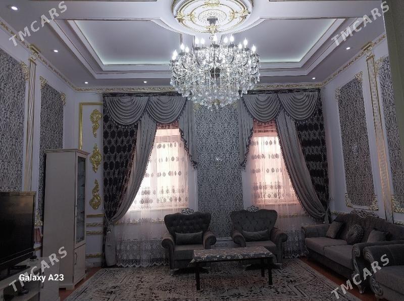 ЭЛИТКА СОВЕТСКАЯ 3КОМН.5 ЭТАЖ - Aşgabat - img 1