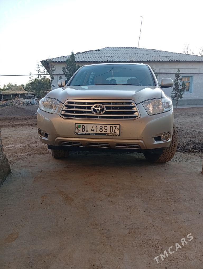 Toyota Highlander 2010 - 305 000 TMT - Губадаг - img 1
