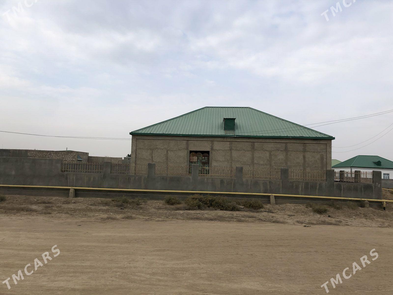 Ahal welaýaty/Ýaşlyk şäherçesi - Ýaşlyk - img 1