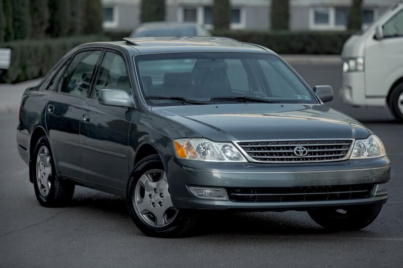 Toyota Avalon 2003 - 250 000 TMT - Мары - img 1