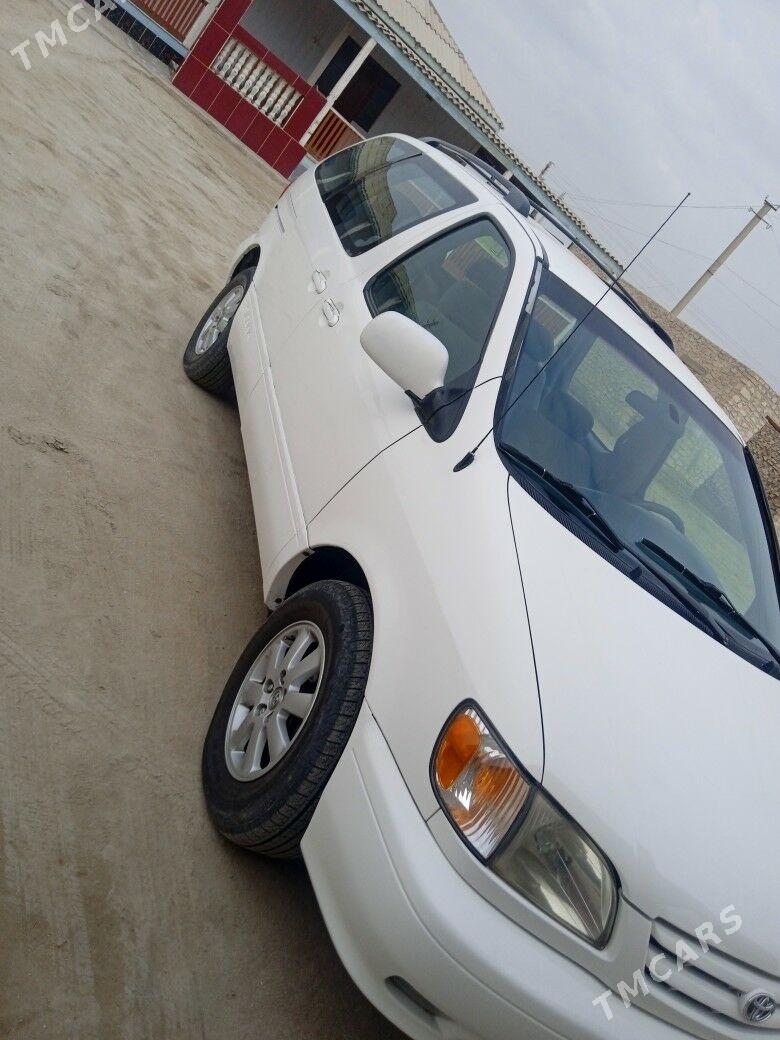 Toyota Sienna 2002 - 175 000 TMT - Esenguly - img 1