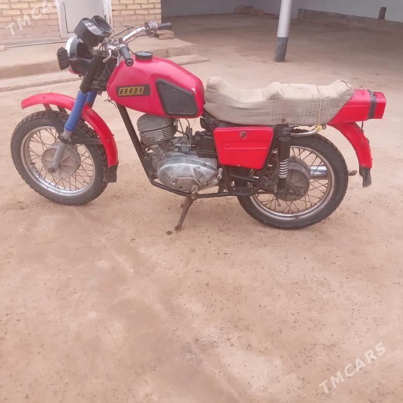 Iž Planeta 5 2005 - 7 400 TMT - Теджен - img 1