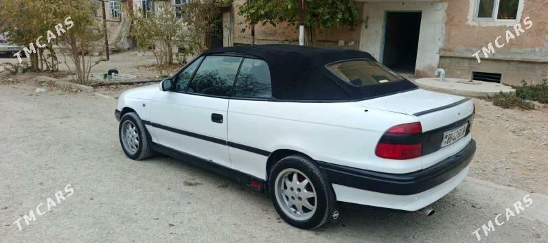 Opel Astra 1995 - 32 000 TMT - Балканабат - img 1