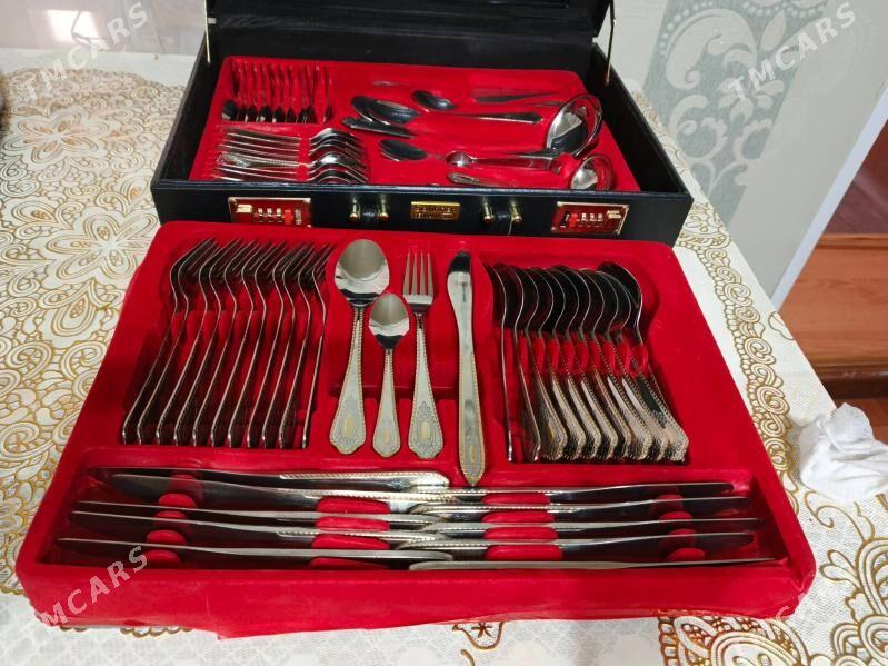 ПРОДАЕТСЯ СТОЛОВЫЙ НАБОР - Türkmenabat - img 1