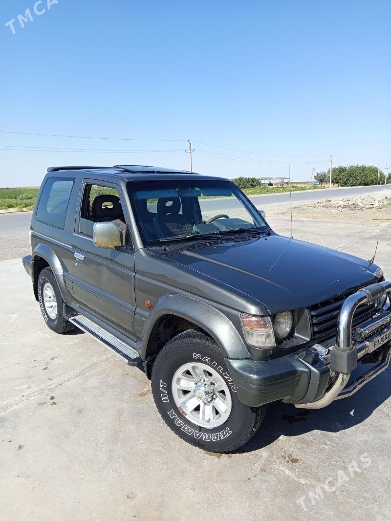 Mitsubishi Pajero 1993 - 65 000 TMT - Bäherden - img 1