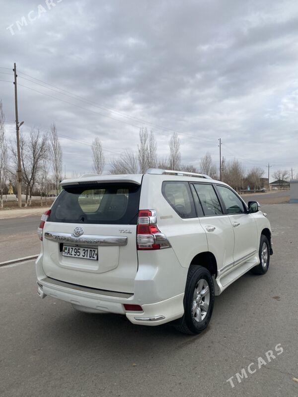 Toyota Land Cruiser Prado 2016 - 660 000 TMT - Gubadag - img 1