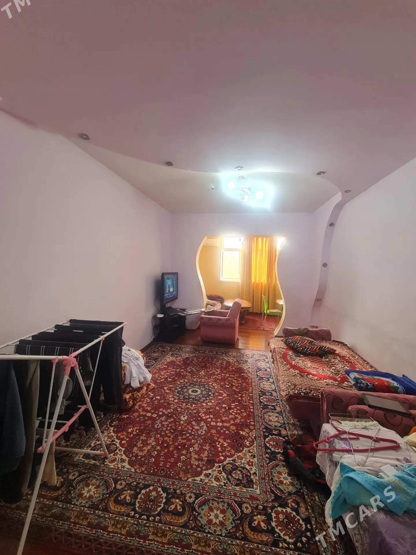 ДОСАФ, 4/2 ЭТАЖ, 3 КОМНАТНАЯ - Dosaaf - img 1