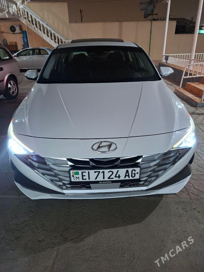 Hyundai Elantra 2022 - 295 000 TMT - Бедев - img 1