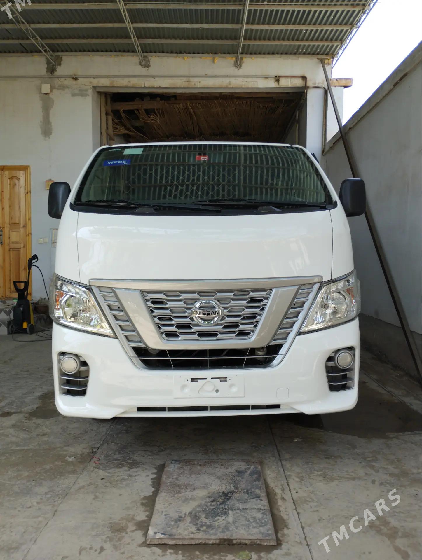 Nissan Urvan 2020 - 295 000 TMT - Türkmenabat - img 1