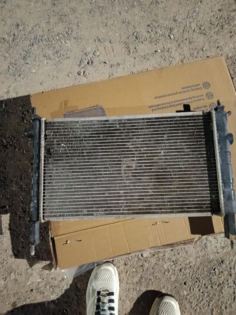 opel radýator 200 TMT - Анев - img 1