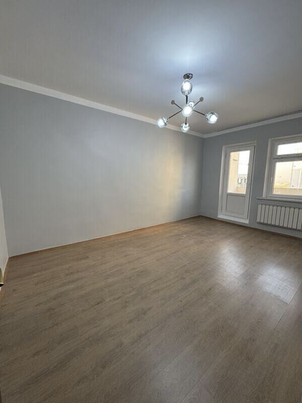 Mir 7/2 9/5 1 Kom - Parahat 2 - img 1