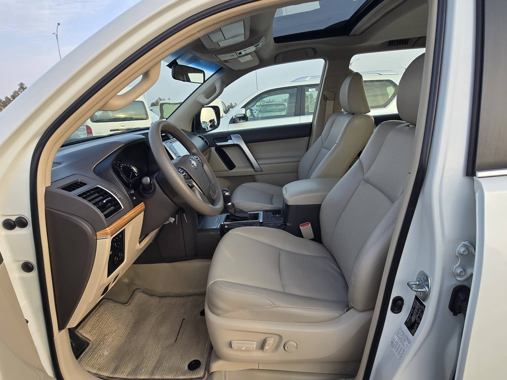 Toyota Land Cruiser Prado 2022 - 937 000 TMT - Ашхабад - img 1