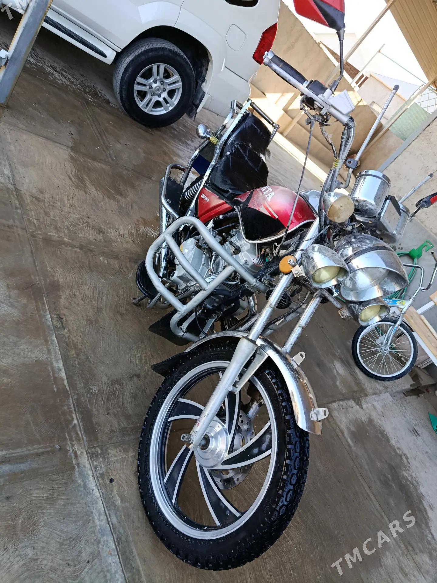 Fekon FK150-8G 2011 - 25 000 TMT - Магданлы - img 1