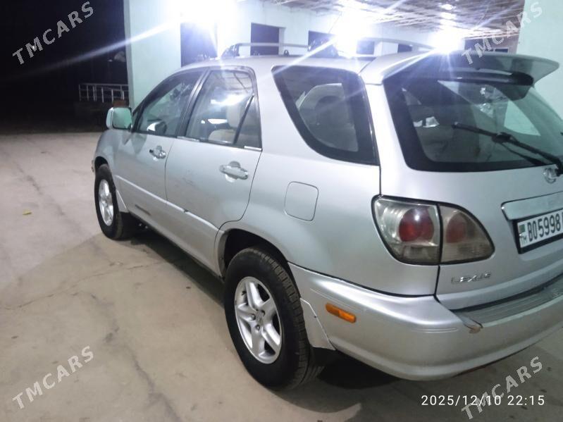 Lexus RX 300 1999 - 180 000 TMT - Саят - img 1