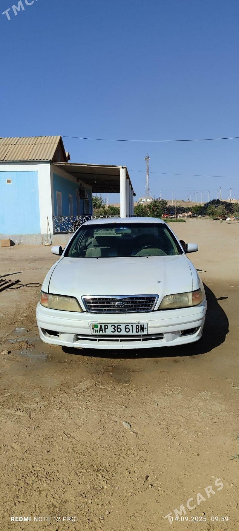 Nissan Cefiro 1994 - 28 000 TMT - Этрек - img 1
