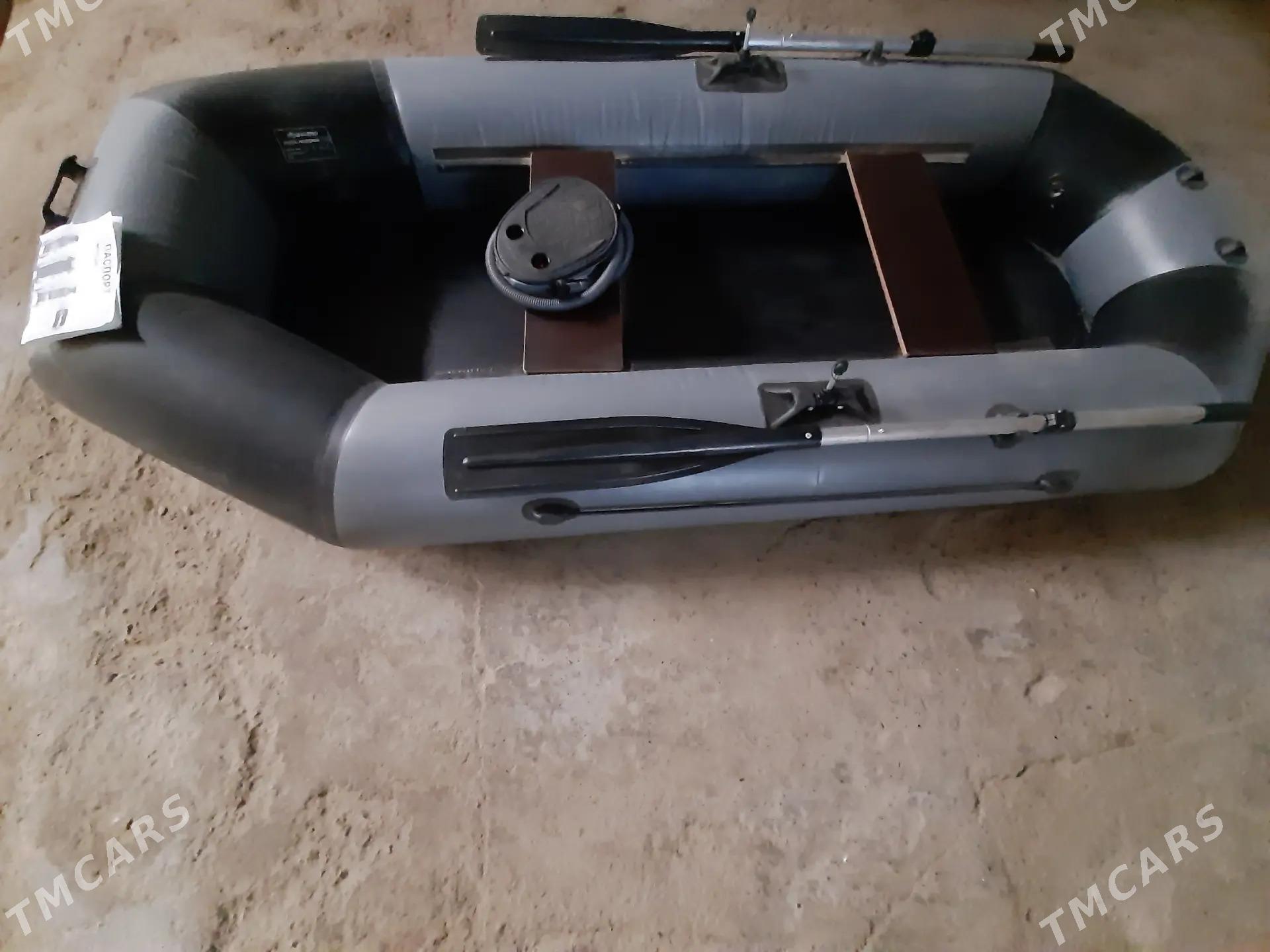 Лодка Новая - Mary - img 1