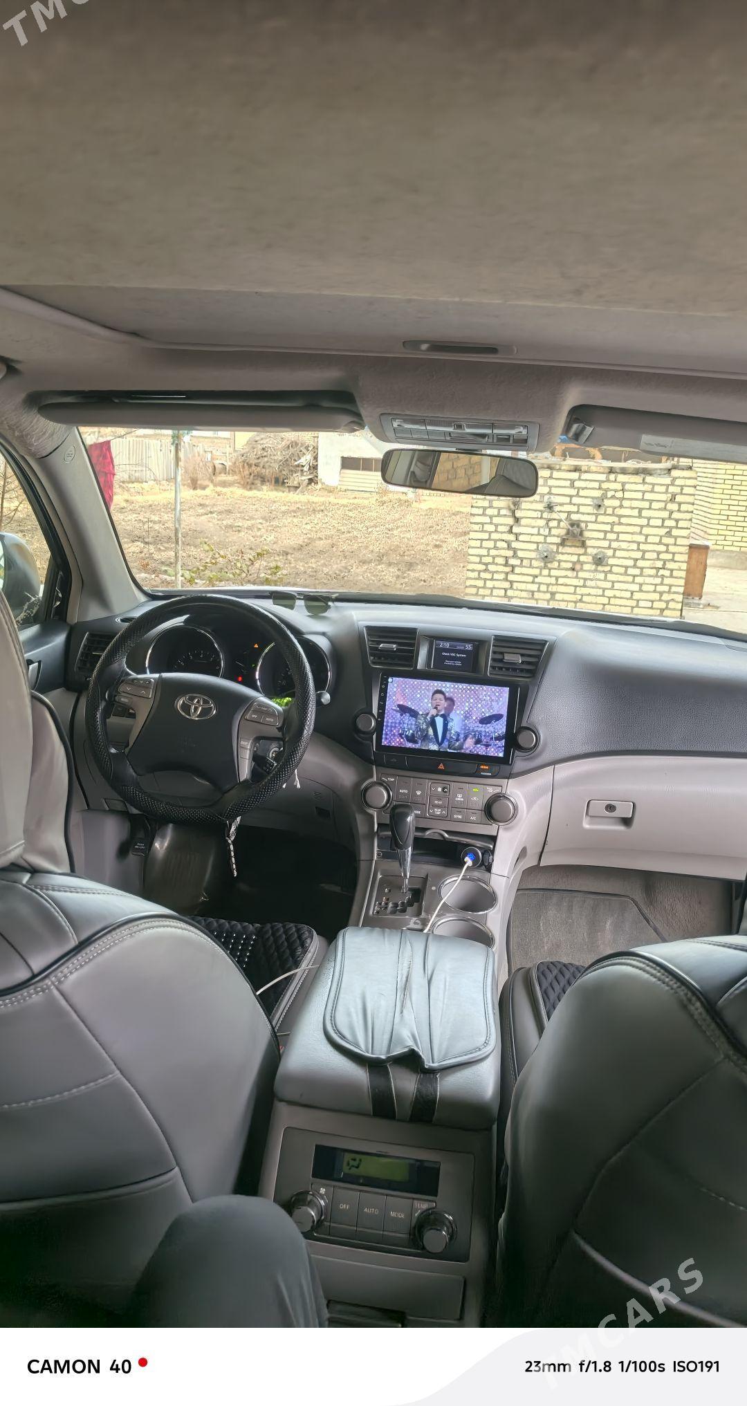 Toyota Highlander 2008 - 285 000 TMT - Mary - img 1