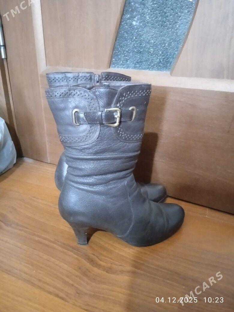 Сапоги - 9 мкр - img 1