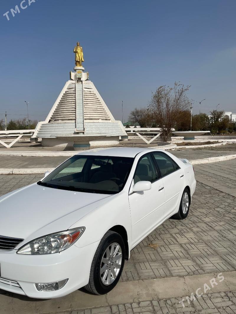 Toyota Camry 2003 - 172 000 TMT - Дашогуз - img 1