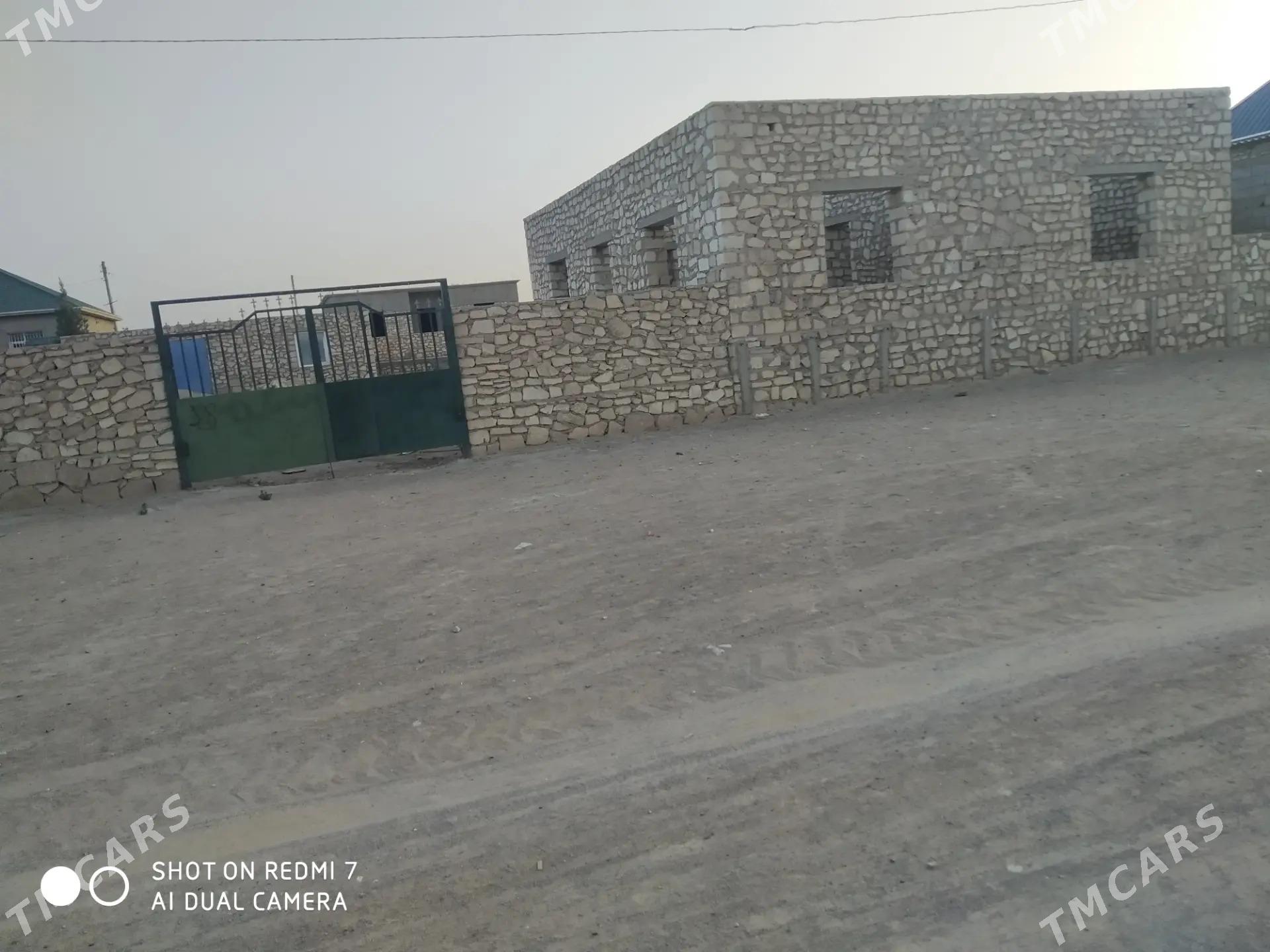 Akdaşda satlyk jaÿ - Туркменбаши - img 1