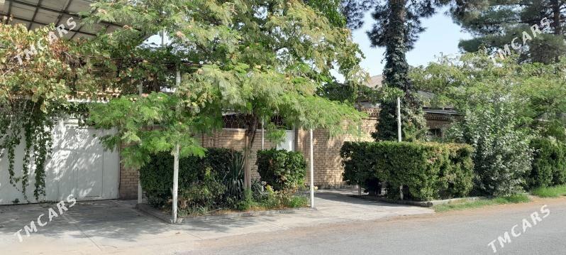 дом. район Ак Алтын 5,5соток 2 - Ашхабад - img 1