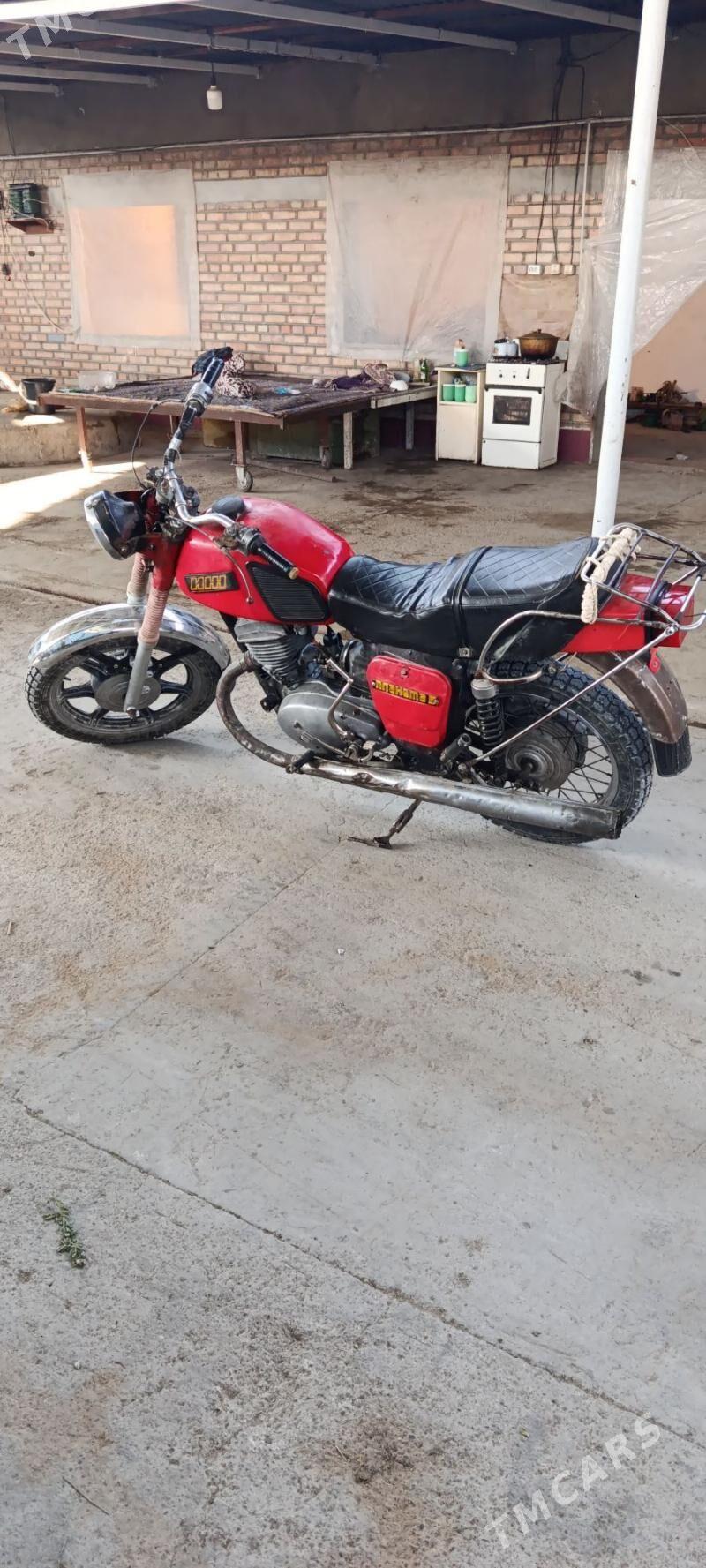 Iž Planeta 4 1994 - 6 000 TMT - Бахарден - img 1