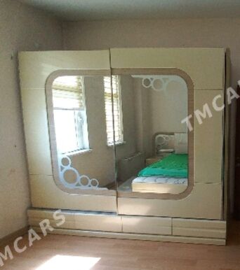 spalny garnitur - 10 mkr - img 1