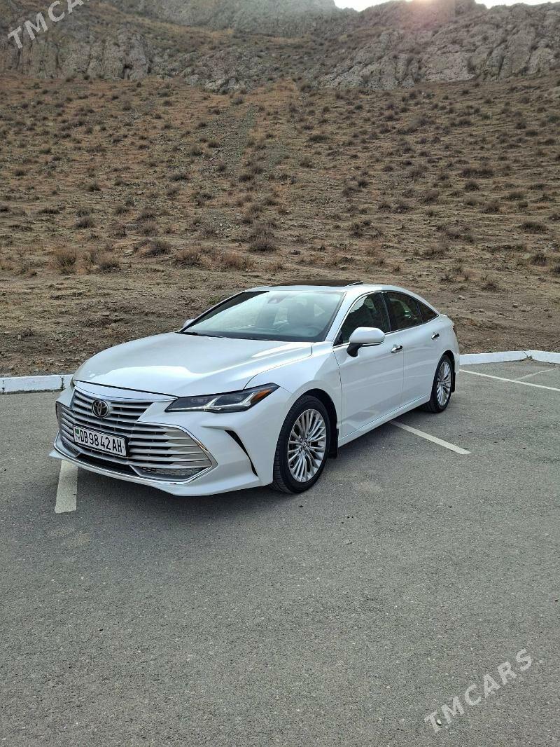 Toyota Avalon 2019 - 460 000 TMT - Гуртли - img 1