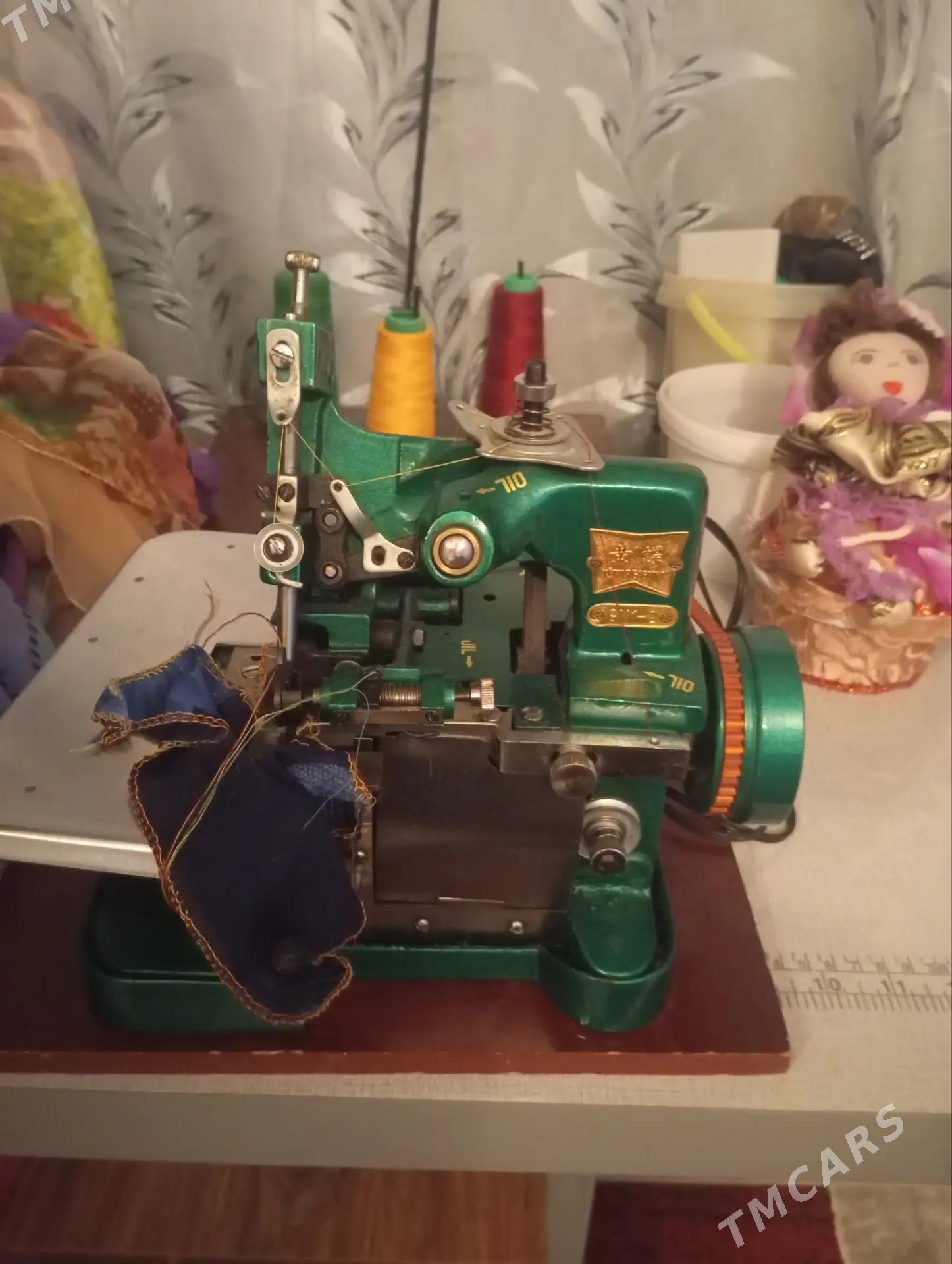 оберлок швейный - Büzmeýin GRES - img 1