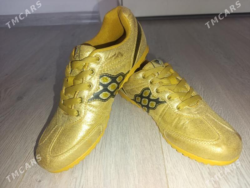 KRASOWKI КРОССОВКИ - Aşgabat - img 1