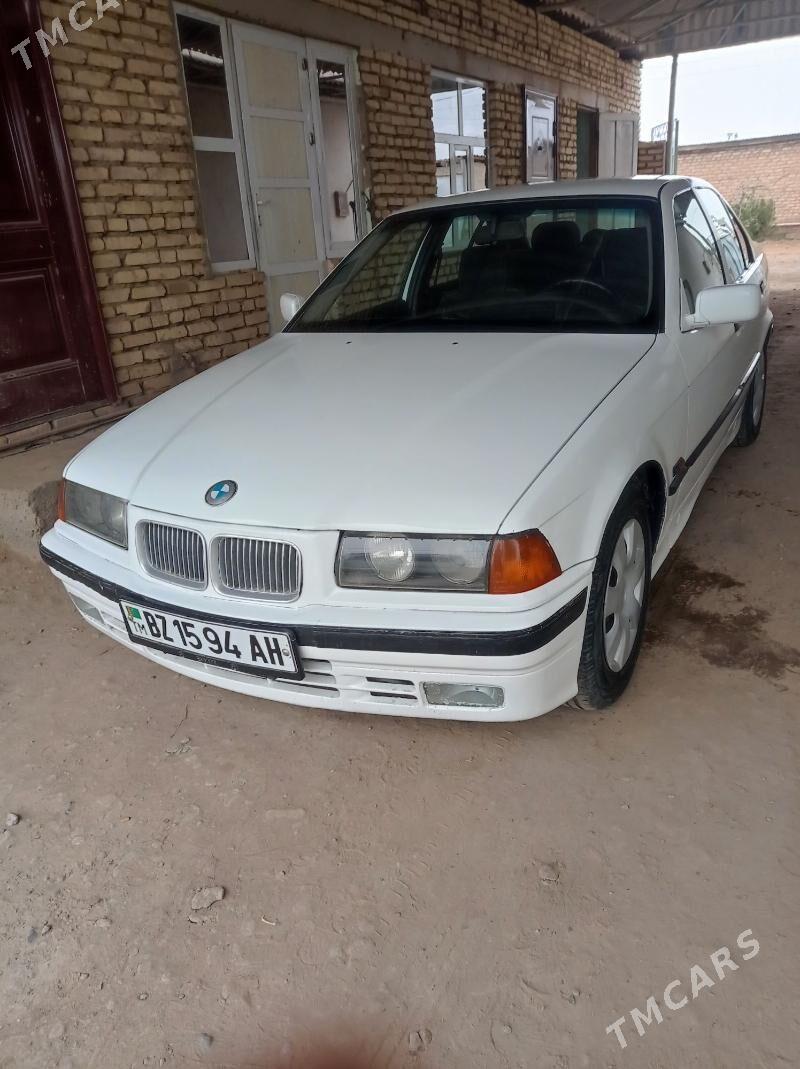 BMW 320 1992 - 50 000 TMT - Бабадайхан - img 1