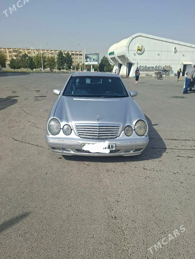 Mercedes-Benz E320 2000 - 128 000 TMT - Aşgabat - img 1
