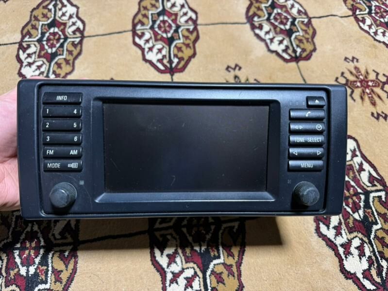 BMW E39 - zavodskoý magnitofon 400 TMT - Balkanabat - img 1