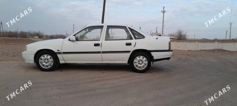 Opel Vectra 1990 - 36 000 TMT - Gubadag - img 1