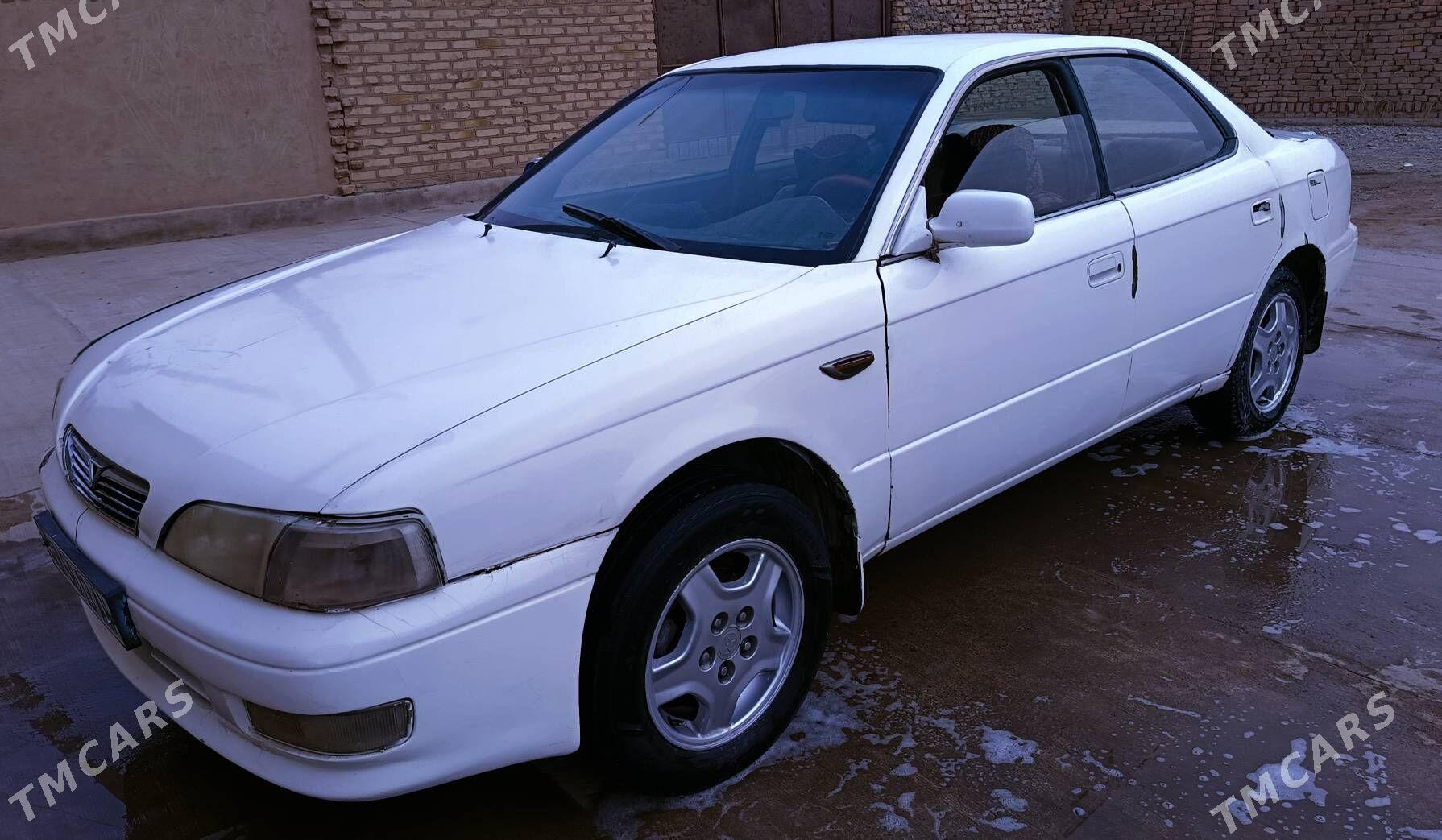 Toyota Vista 1994 - 35 000 TMT - Серахс - img 1