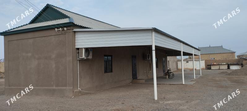 Satlyk jaý - Sarahs - img 1