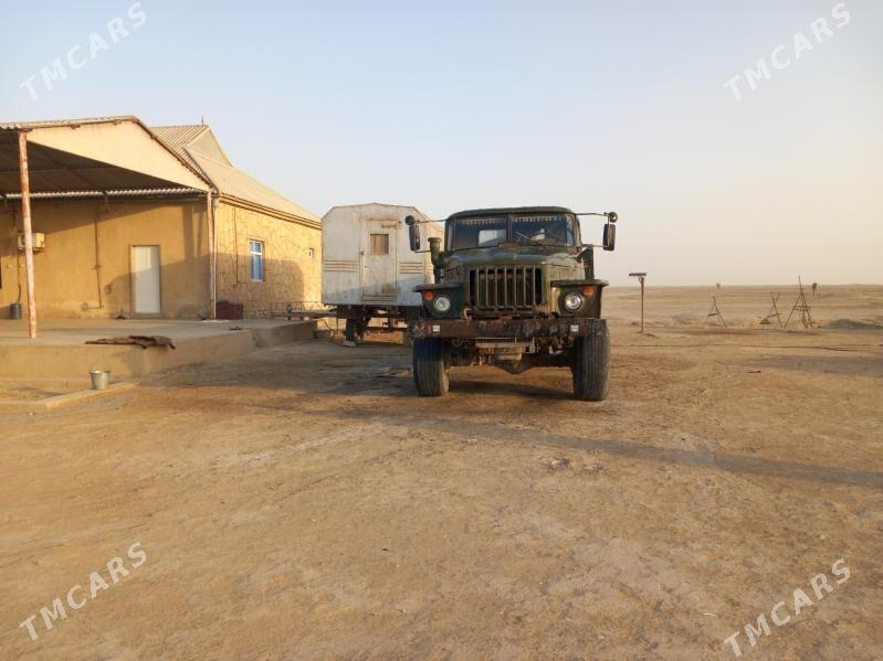 Ural 4320 1980 - 70 000 TMT - Этрек - img 1