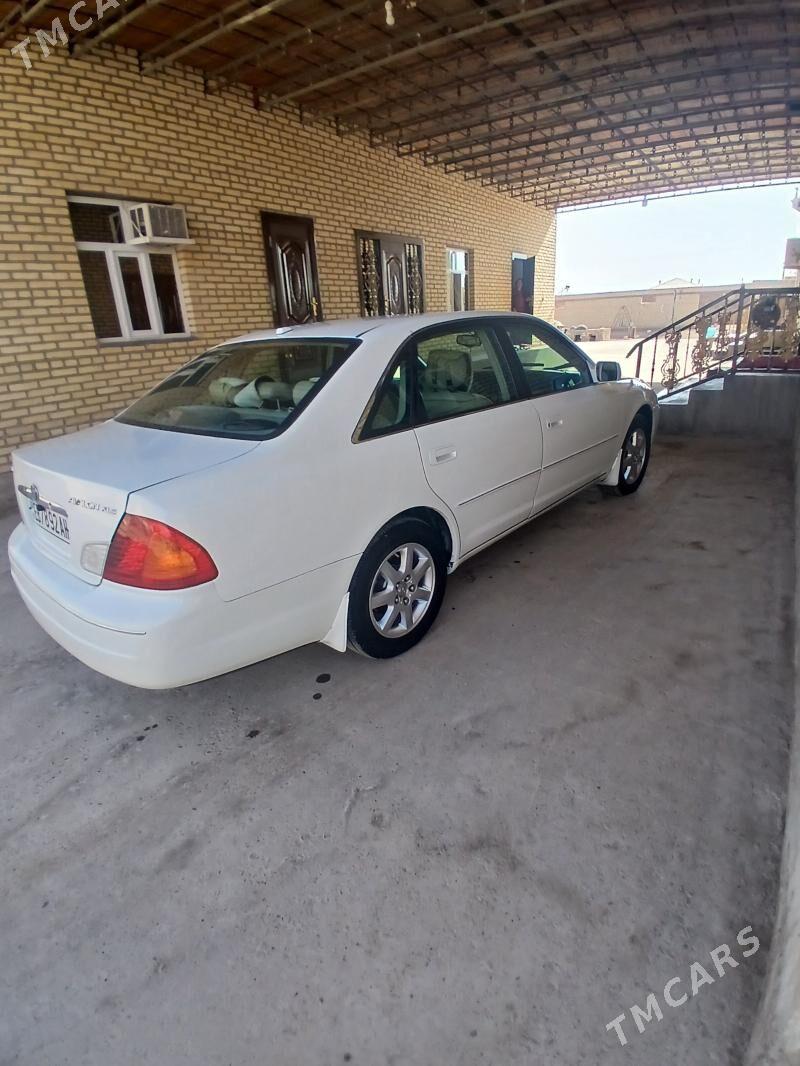 Toyota Avalon 2001 - 210 000 TMT - Бабадайхан - img 1