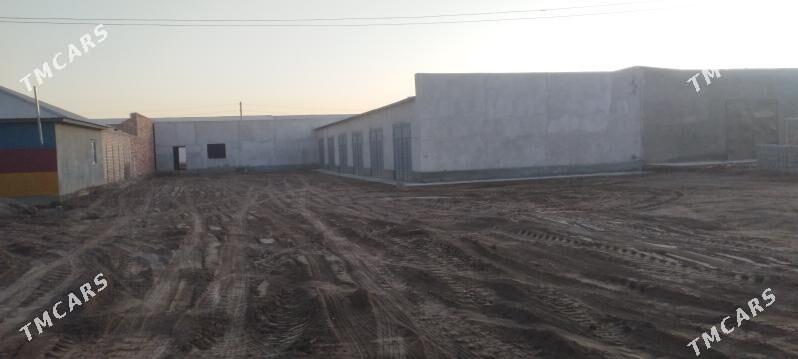 Magazyn we Garaj Boks - етр. Туркменбаши - img 1